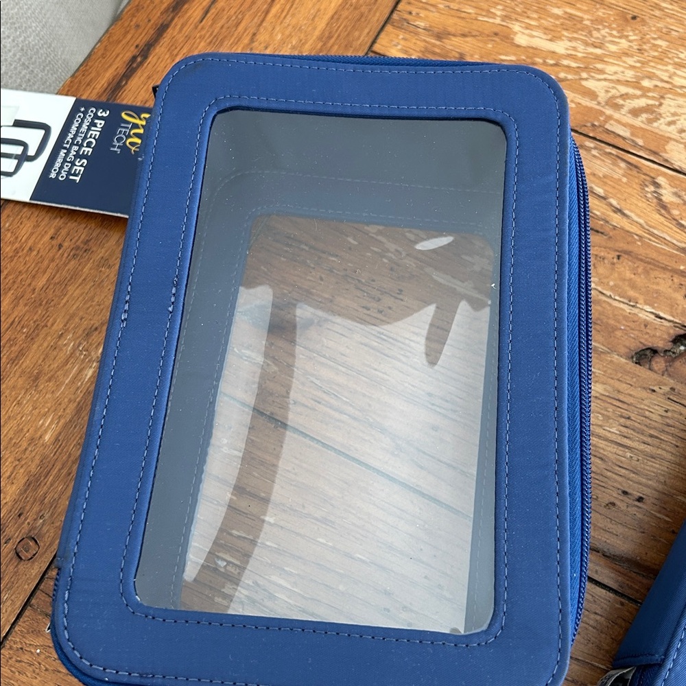 Cosmetic bag - Picture 4 of 5
